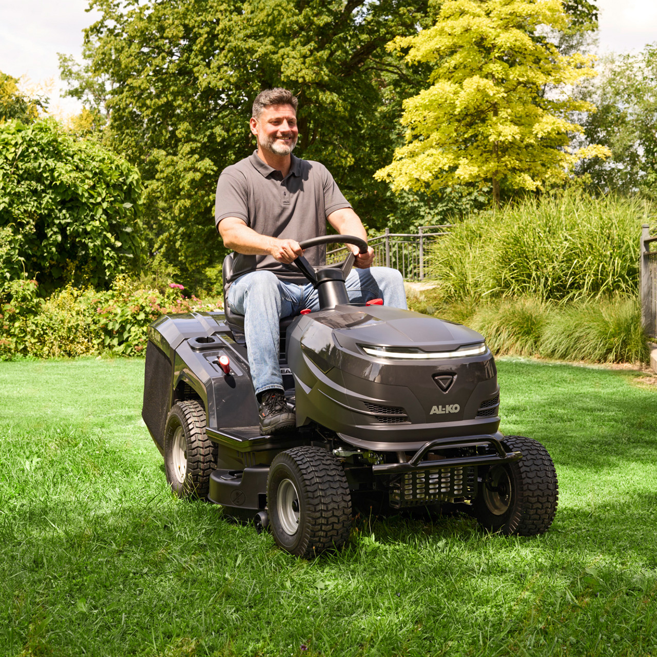 AL-KO Benzin-Rasentraktor Comfort 14-86.6 HD-A – Bild 7