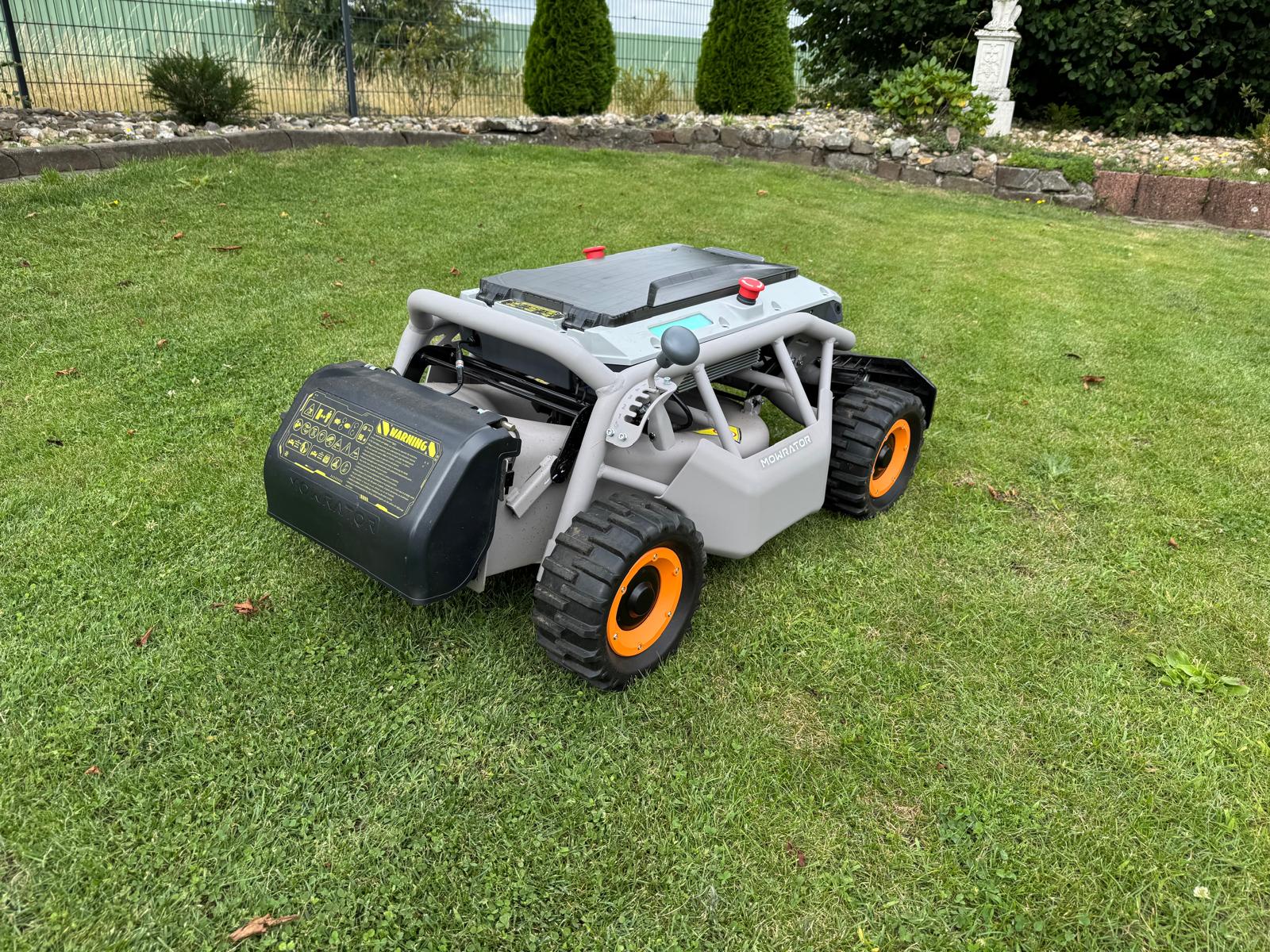 Mowrator S1 Mähroboter mit Fernsteuerung, Allrad-Antrieb & 18 Ah Batterie | für 4500 m² – Bild 7