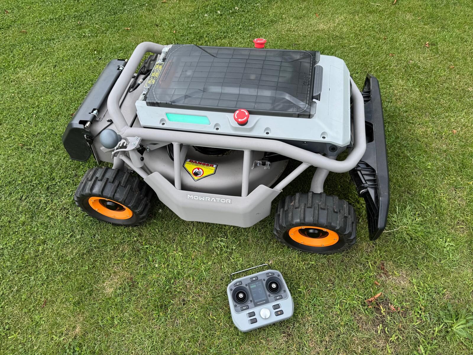 Mowrator S1 Mähroboter mit Fernsteuerung, Allrad-Antrieb & 18 Ah Batterie | für 4500 m² – Bild 6