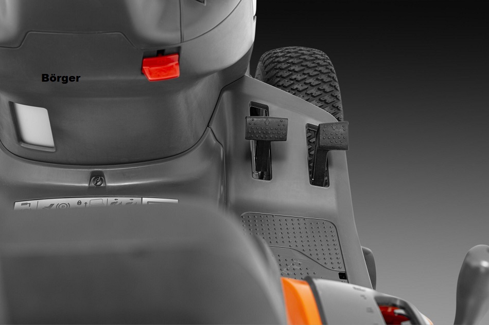 Husqvarna TS 112 Rasentraktor – Bild 4