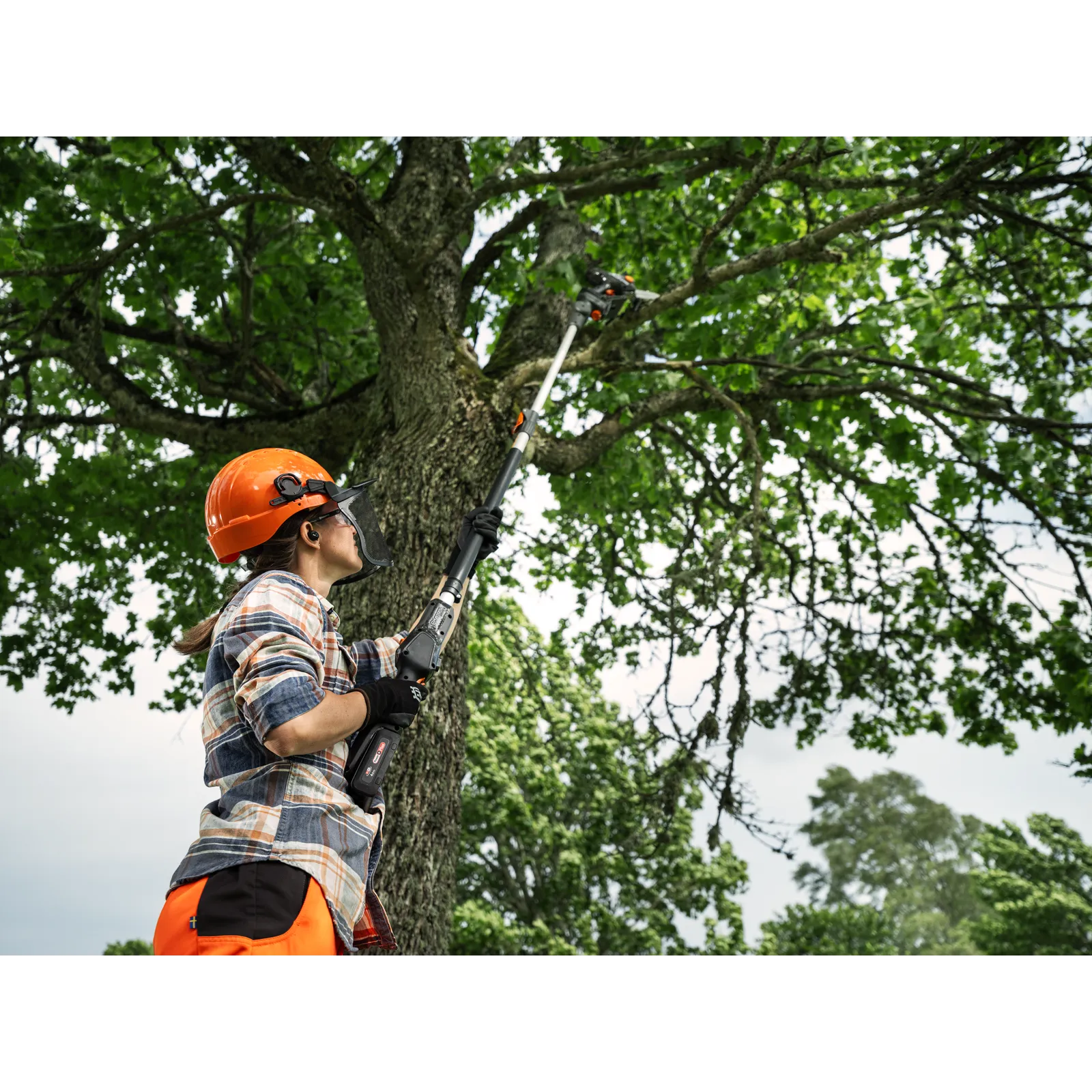 Husqvarna Aspire® Hochentaster P8X-P4A (+ Verlängerung-P4A) mit Akku und Ladegerät – Bild 4
